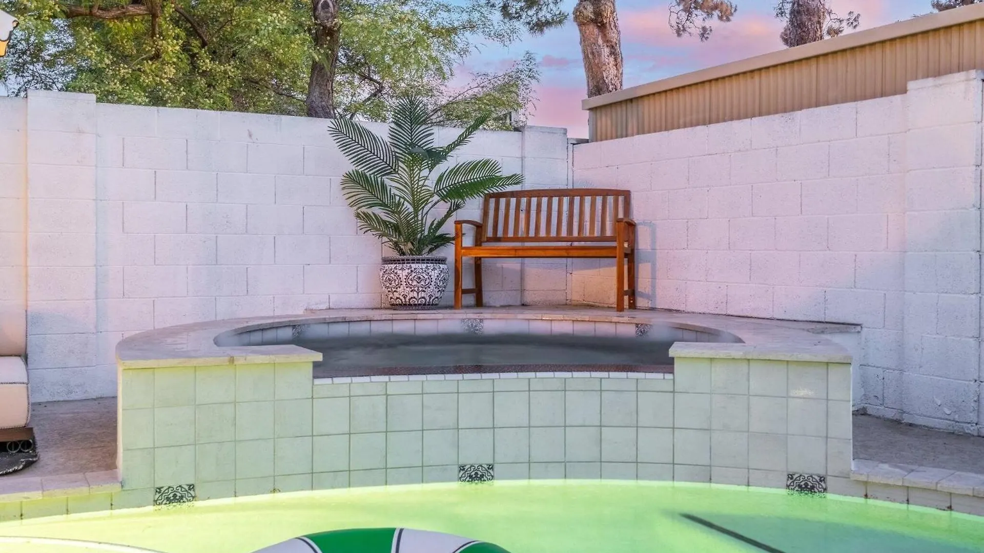 Hébergement de vacances Stylish Cottage Villa Pool Sauna Hottub Phoenix